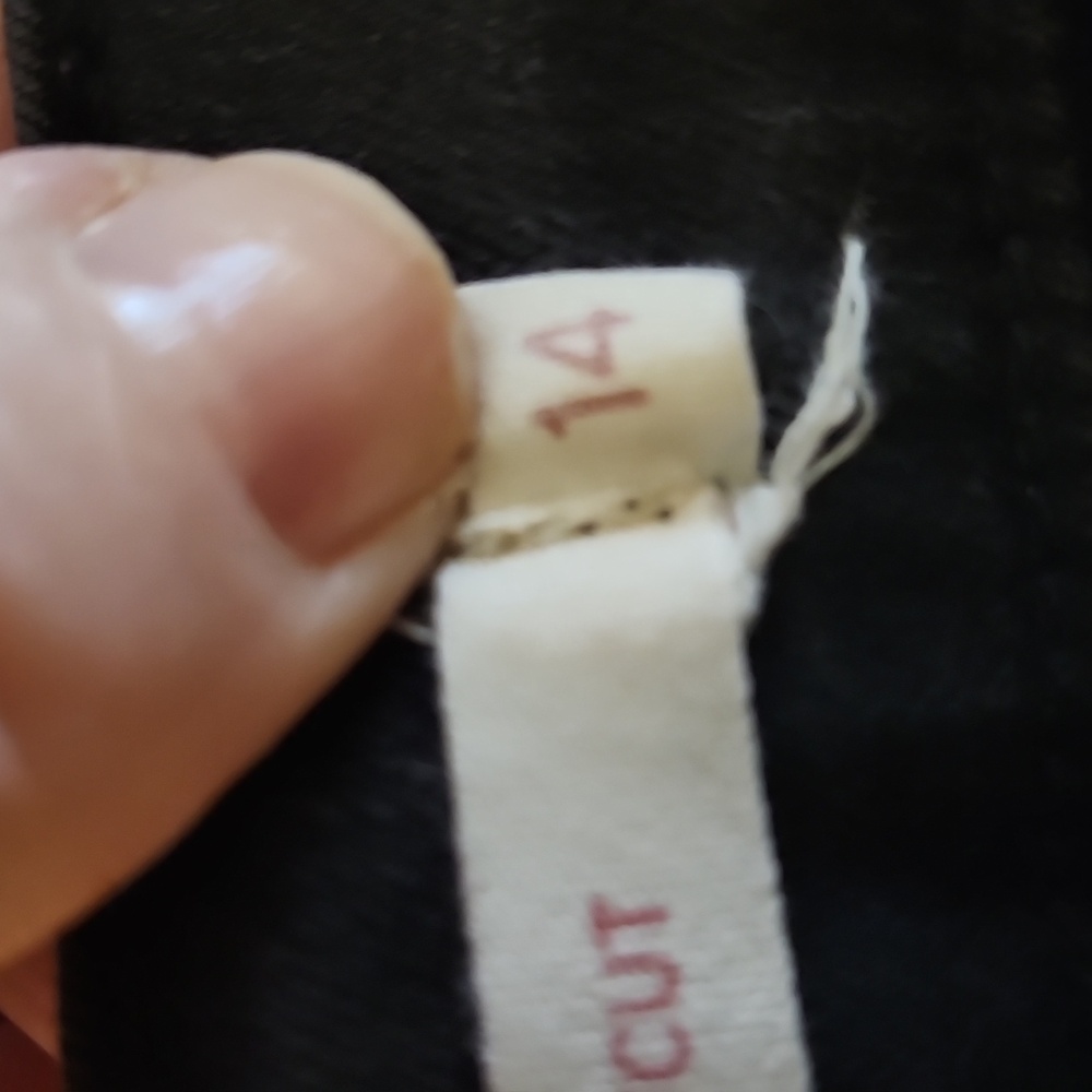 Levis - Picture 3 of 5